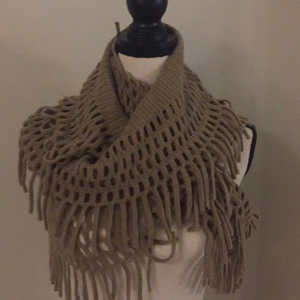 Infinity scarf
